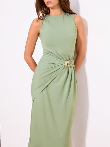 Rochie de la Lipsy pe verde