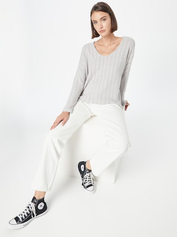 Pullover 'KARLA' di ONLY in grigio