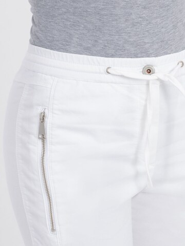 Regular Pantalon 'Caja' Recover Pants en blanc