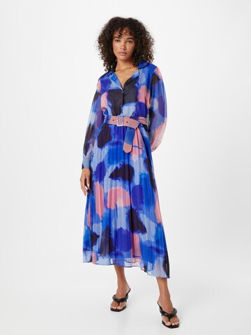 Robe Warehouse en bleu : devant