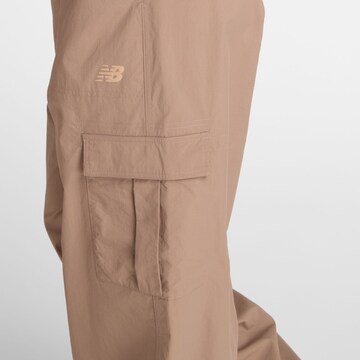 new balance Loosefit Cargobroek 'Woven Cargo Pant' in Bruin