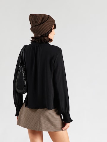 Bluză 'VMCARLA' de la VERO MODA pe negru