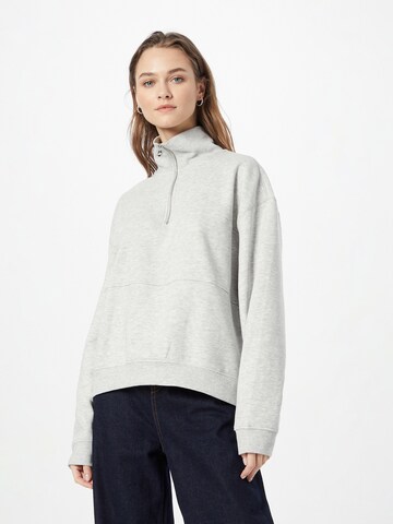 Sweat-shirt 'Essence' WEEKDAY en gris : devant