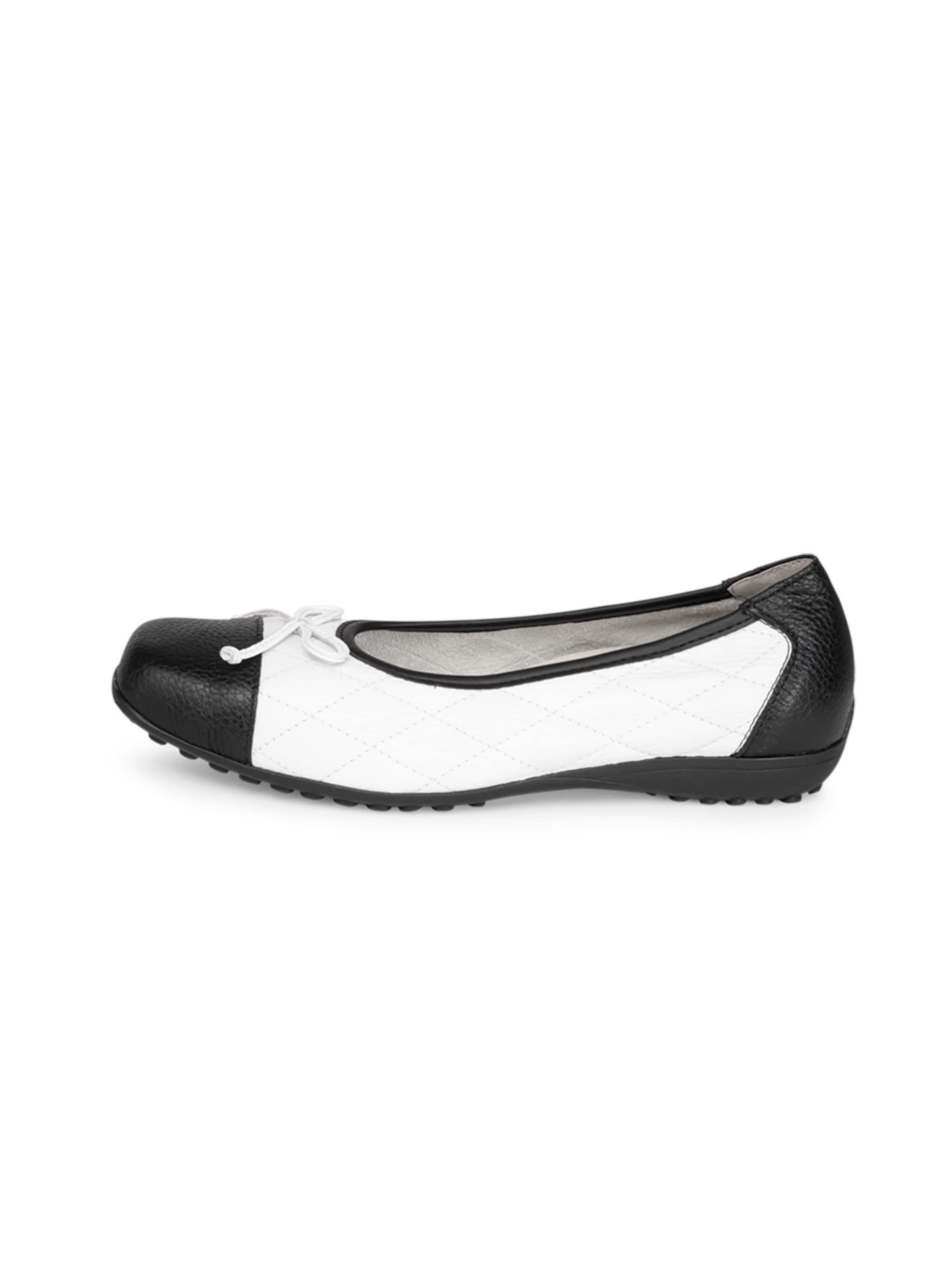 Ballerina di VITAFORM in bianco