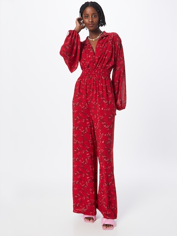 Tuta jumpsuit di Nasty Gal in rosso