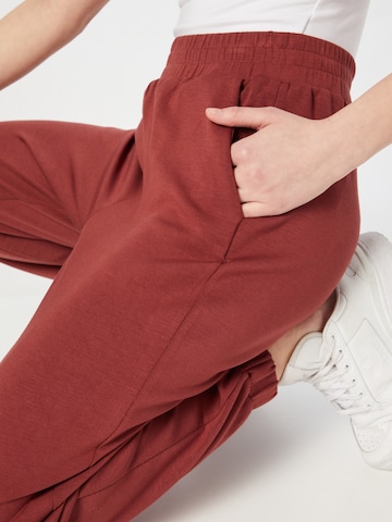 ABOUT YOU Regular Trousers 'Sita' in Red