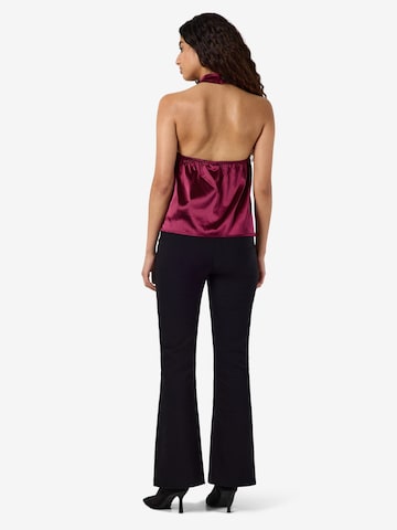 Top di Noisy may in rosso