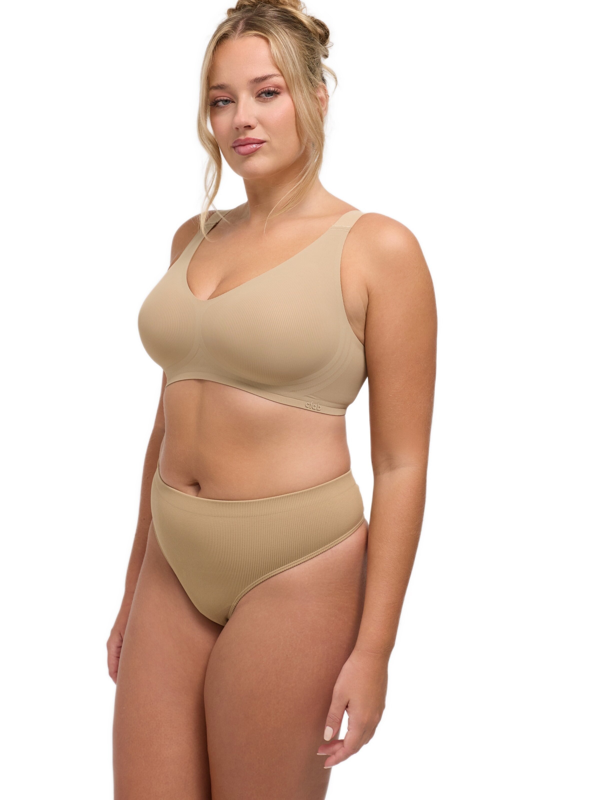 cfab Pienentävät Pienentävät rintaliivit 'Rib Comfort Minimizer BH' värissä beige
