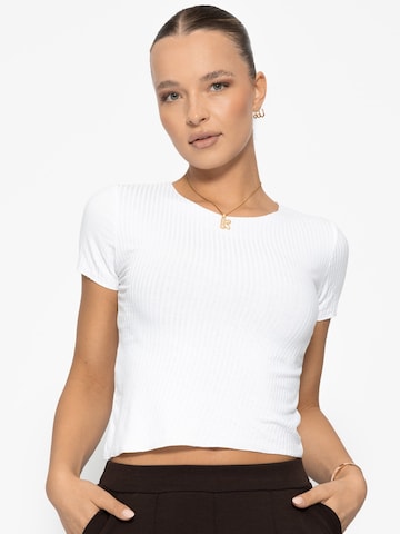 SASSYCLASSY Shirt in White: front