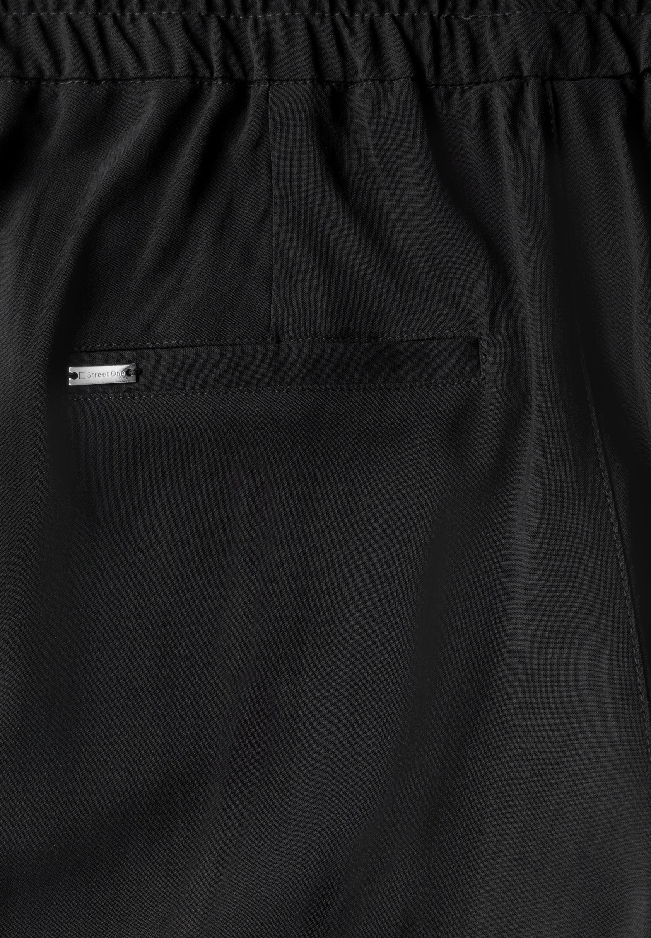 STREET ONE Slimfit Hose in Schwarz