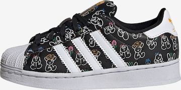 Chaussure de sport 'Superstar' ADIDAS ORIGINALS en noir : devant