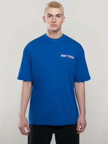 MAD TIGERS Shirt 'Creative Studios' in Blau: Vorderseite
