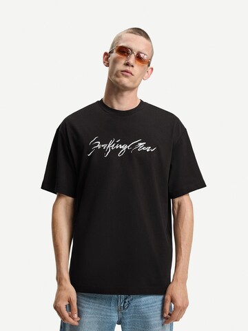 Bershka Тениска в черно