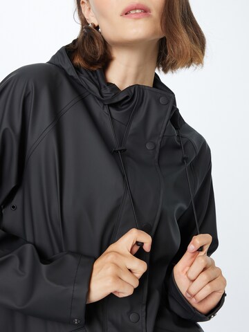 ICHI Raincoat 'TAZI JA' in Black