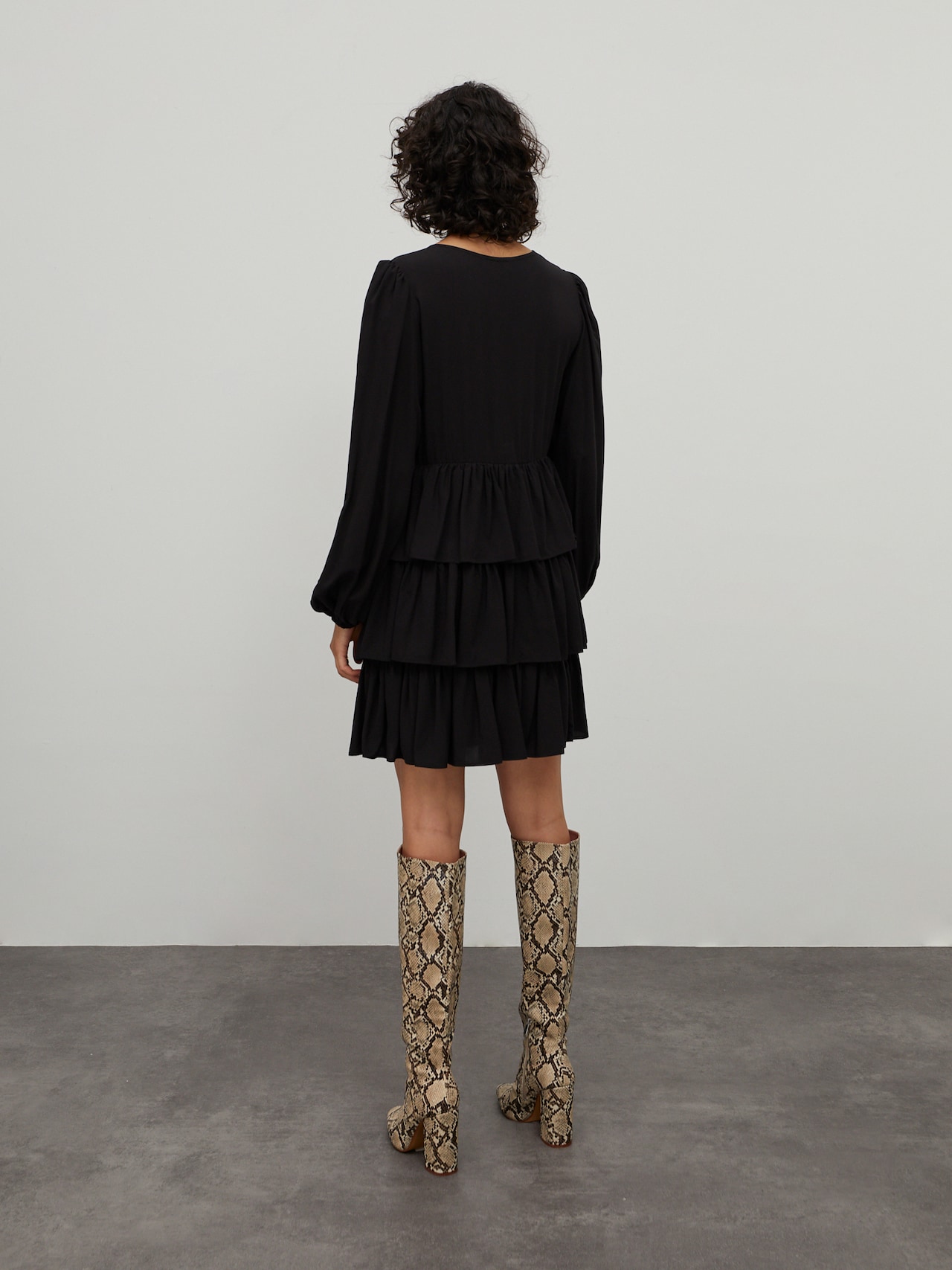 EDITED Produits Robe 'Elaine' noir