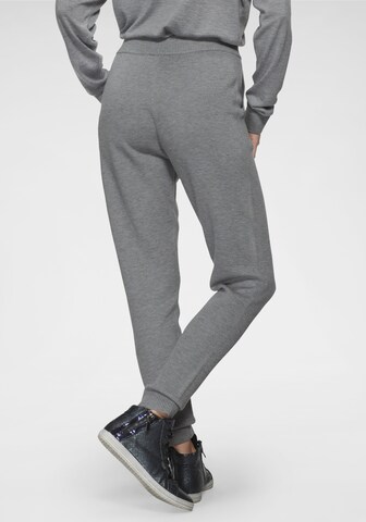 Navigazione Tapered Pants in Grey