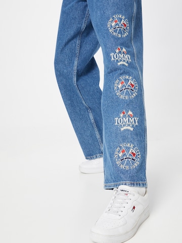 Tommy Jeans بساق عريضة جينز 'Betsy' بلون أزرق