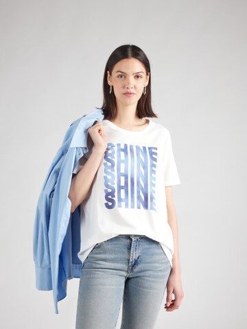 OUI Shirt in Blue: front