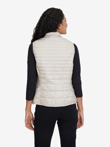 Betty Barclay Vest in Beige