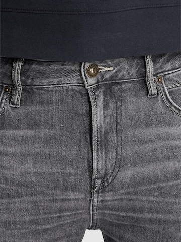 CAST IRON Regular Farkut 'Valver regular fit jeans' värissä harmaa