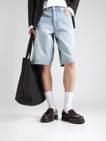 LEVI'S ® Loosefit Jeans '470™ Baggy Shorts' i blå: framsida