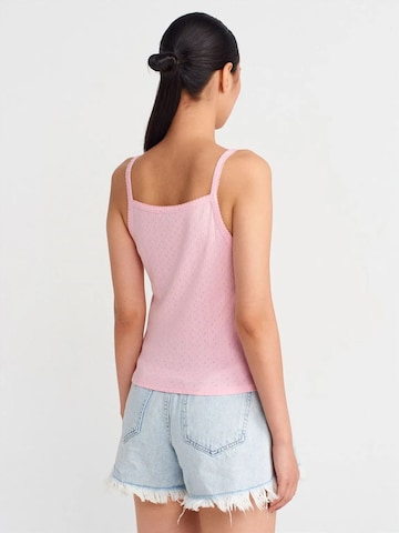 Haut Dilvin en rose