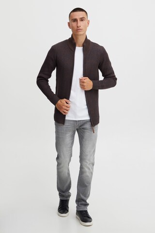 INDICODE JEANS Gebreid vest in Bruin