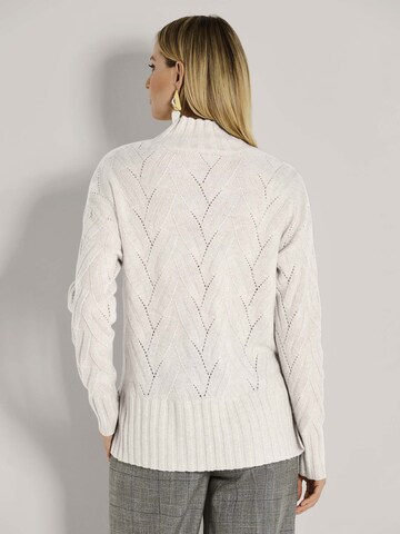 MADELEINE Trui in Wit