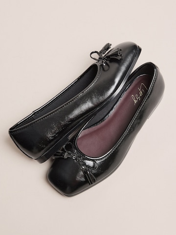 Balerini de la Lipsy pe negru