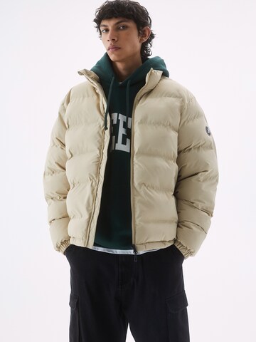 Pull&Bear Winter jacket in Beige: front