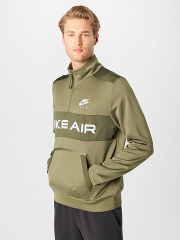 Bluză de molton de la Nike Sportswear pe verde: față