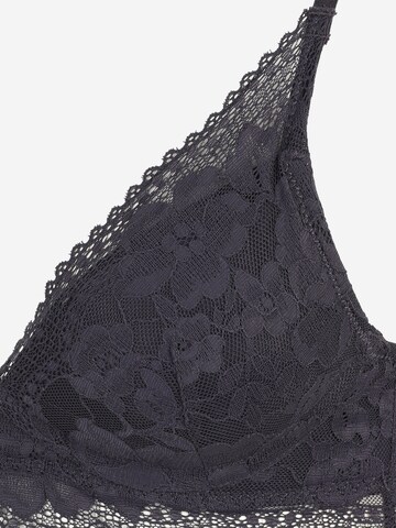 Soutien-gorge 'CLAYRTILLE' ETAM en violet