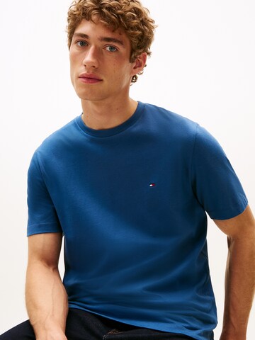 TOMMY HILFIGER Tričko 'ESS SEASONAL' – modrá