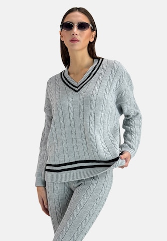 Elara Huispak in Grijs