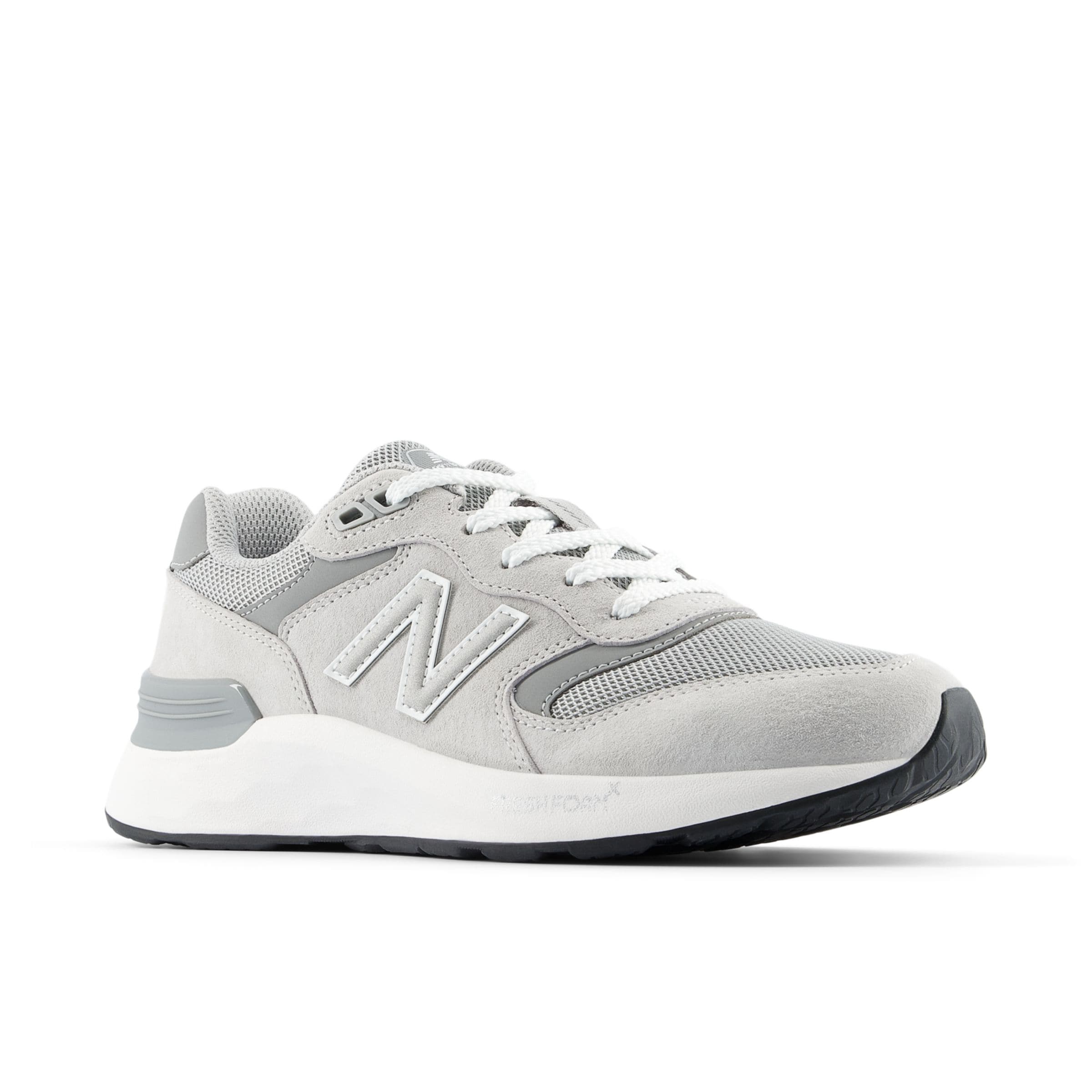 new balance Lage schoen 'Fresh Foam X Walking 880 v7' in Grijs