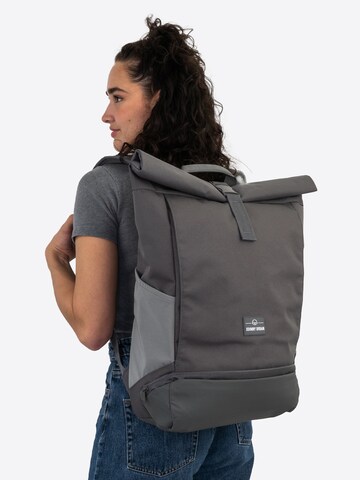 Johnny Urban Backpack 'Allen Large' in Grey: front