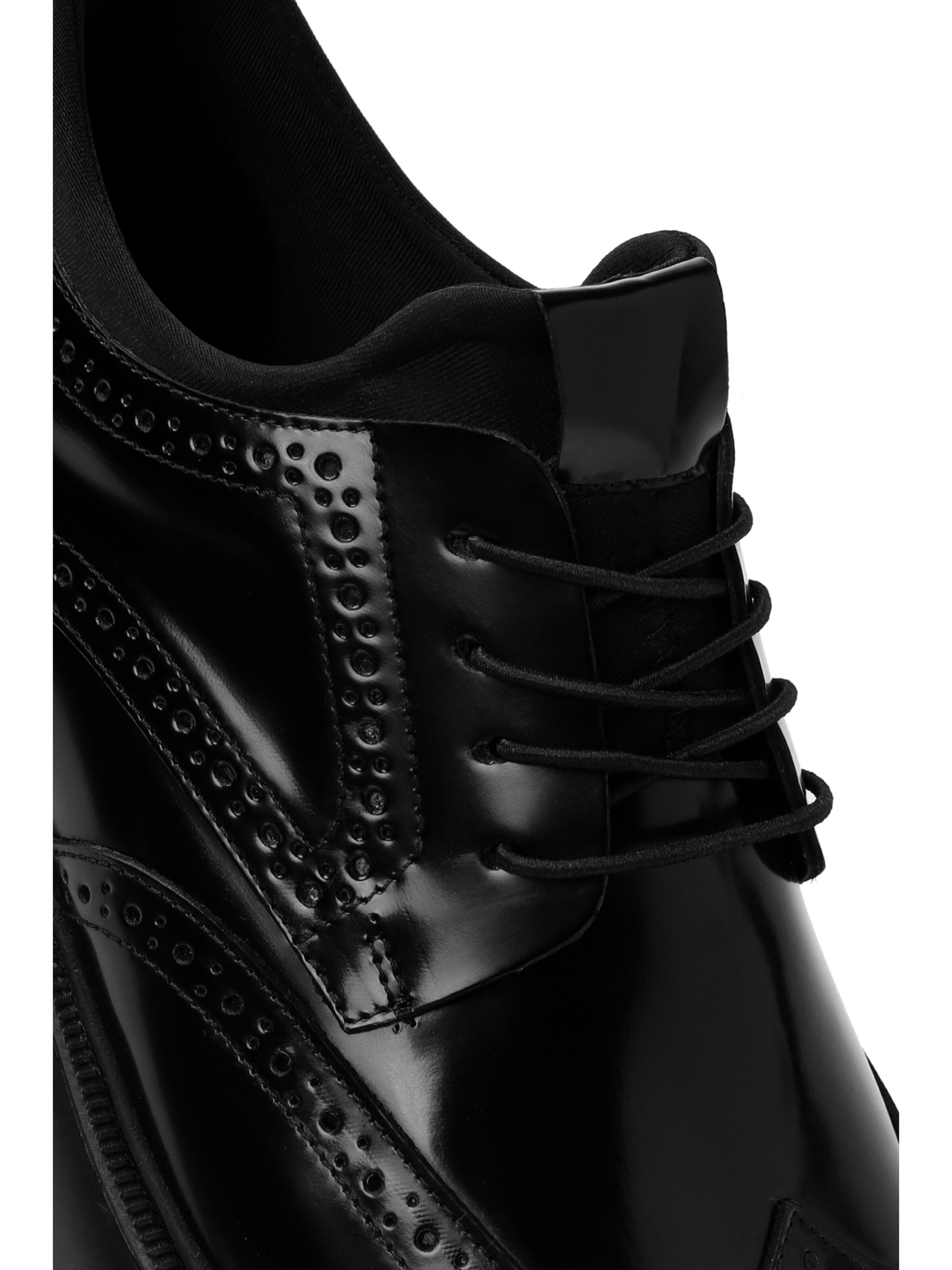 Chaussure à lacets Derimod en noir