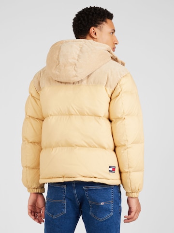 Tommy Jeans Talvitakki 'Alaska' värissä beige