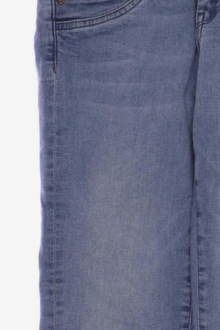 Miracle of Denim Jeans in 25 in Blue