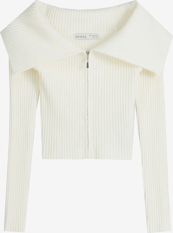 Bershka Knit cardigan in White: front