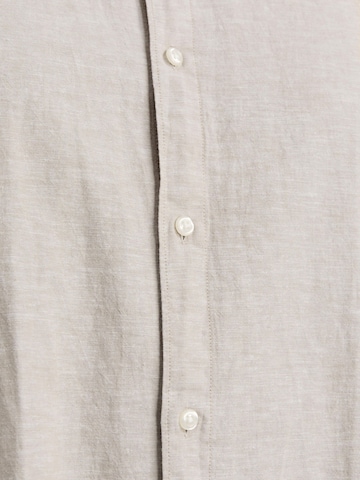 Jack & Jones Plus Regular fit Button Up Shirt 'JJEBreeze' in Beige