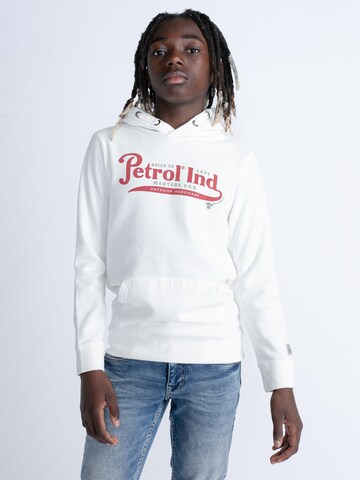 Petrol Industries Sweatshirt 'Bolingbrook' in White: front