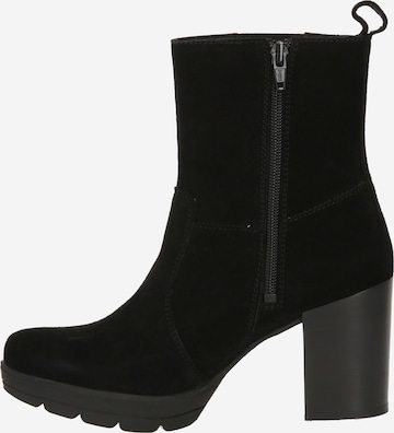 ABOUT YOU Bootie 'Livia Boots' in Black