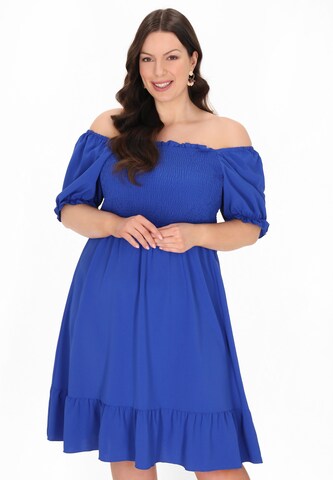 Robe Usha en bleu : devant