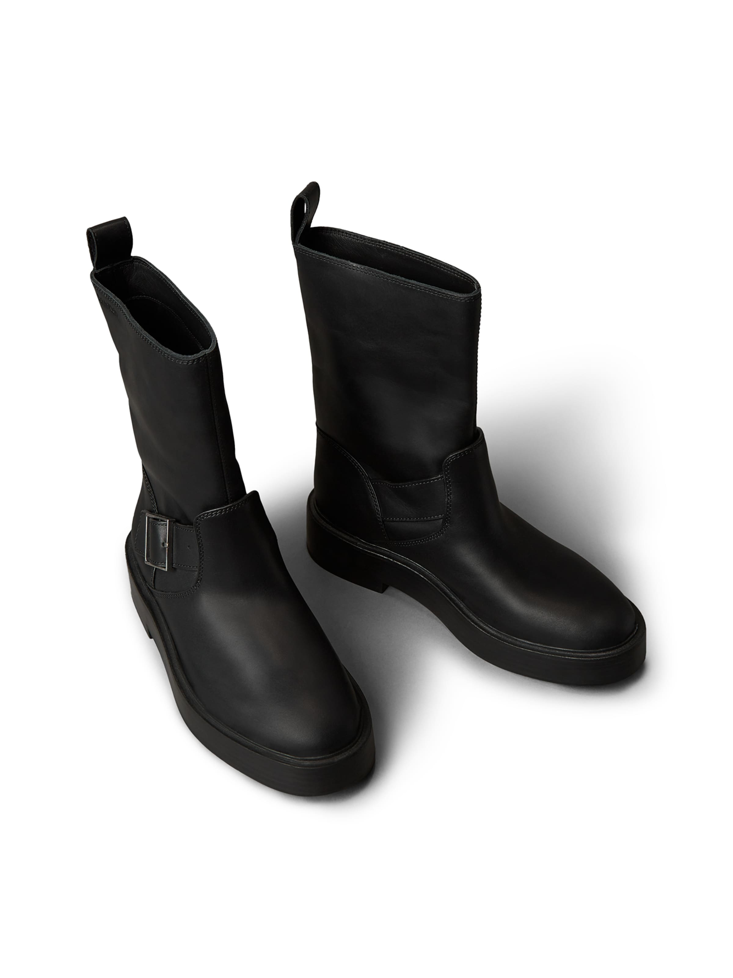 Calvin Klein Bootsit värissä musta: etupuoli