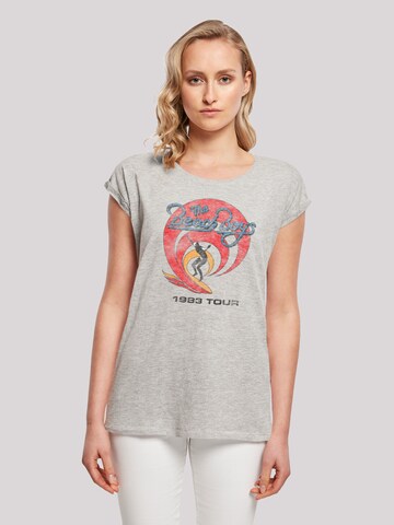 F4NT4STIC Shirt 'The Beach Boys' in Grijs: voorkant