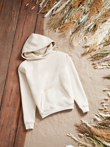 Sweat-shirt 'Ash' Kendall for ABOUT YOU en beige