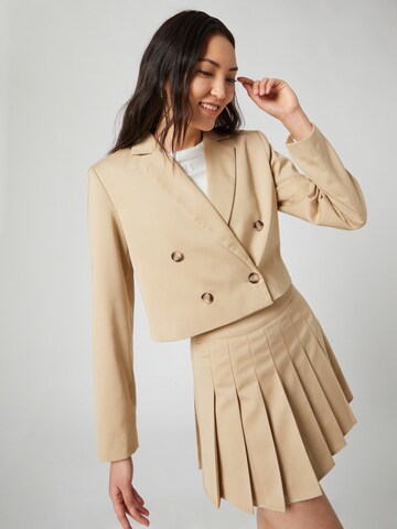 Blazer 'Jaden' Daahls by Emma Roberts exclusively for ABOUT YOU en beige : devant