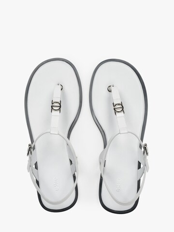 Infradito '010-3' di Estro in bianco