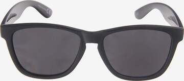 Leslii Sunglasses in Black: front